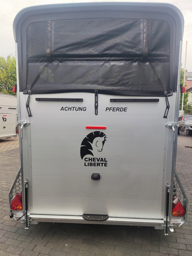 Cheval Liberte Touring Country  2600kg Pferdeanhänger mit Frontausstieg –  Anhängerkassel